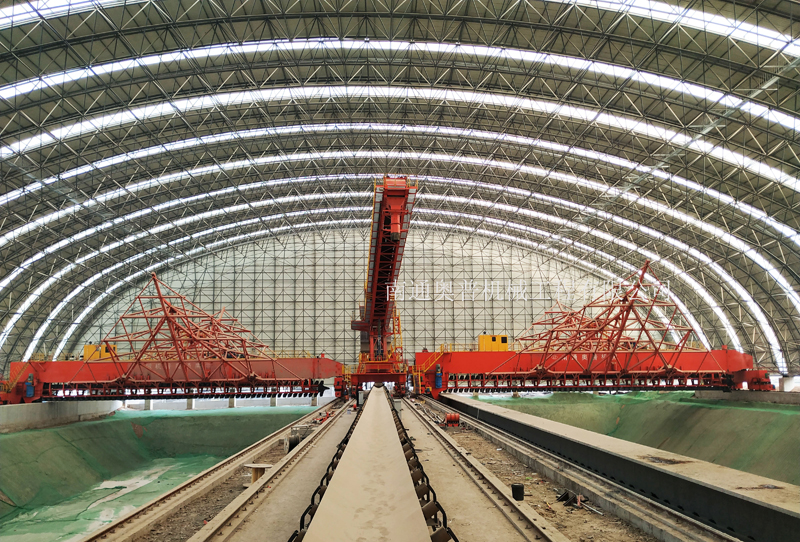 橋式刮板取料機(jī)